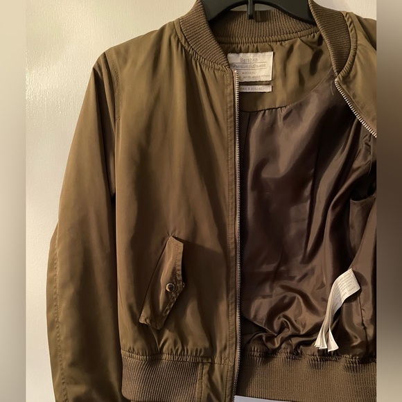 Bershka Cropped Bomber Jacket - Size S - Picture 6 of 10